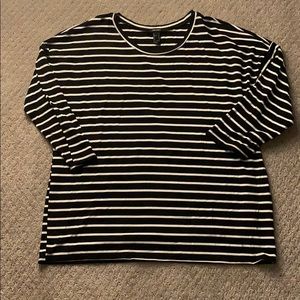Long sleeve tee